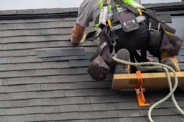 Reliable Emergency Roof Repair contractor in Wampsville, NY by Brentwood Metal Roofing